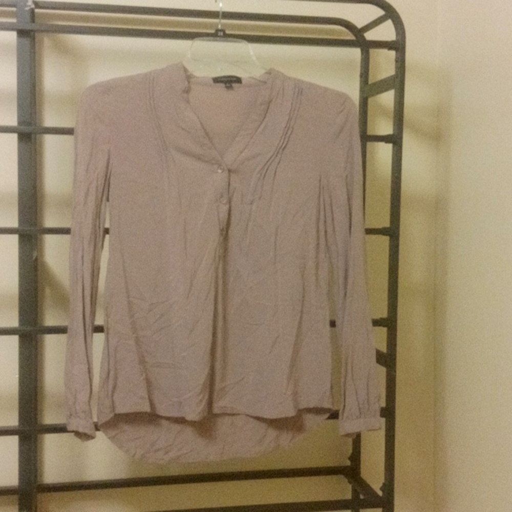 Spense small 3 button beige blouse